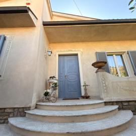 Charming Tuscan Home - Near Pisa, Volterra and Wine Tours