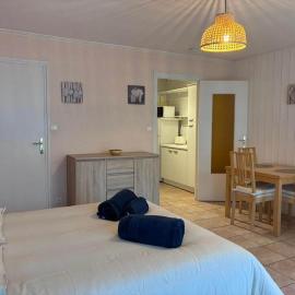 studio du bord de mer - à deux pas du centre, Hotel in Roscoff