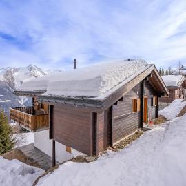 Chalet UVA, хотел в Бетмералп