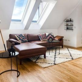 Modern & Stylisch - Penthouse-Feeling nahe Flughafen München, Hotel in Freising