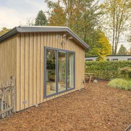 Knusse Tiny house op de Veluwe, hotel a Epe