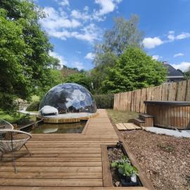 Dôme Renard by Out & Lodge, hotel em Couvin