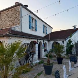 Relais Saint-Laurent - Chevreuse, ξενοδοχείο σε Chevreuse