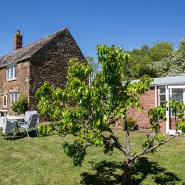 Priors Mead Cottage