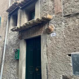 La casa nel borgo