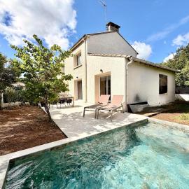 Maison moderne, 4 chambres avec piscine à Nîmes