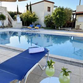 SeawoodBreeze - 3BR Family Villa with Pool, Garden & BBQ near Beach