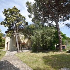 CASA PINETA - Giardino, aria condizionata e biciclette