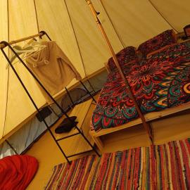 El Astial De Ezquerra - Camp, khách sạn ở Ezquerra