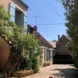 Le tilouri, hotel en Courcelles