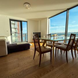 Clyde View 2bed Balcony Parking, hotel a Glasgow