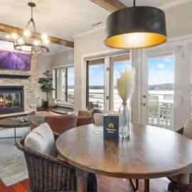 Emerald Bay Unit 1B