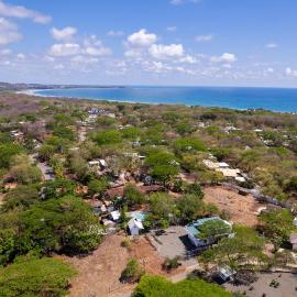 Casa Viking 2BR Surf & Beach Getaway, 10 Min Walk to Playa Grande Beach, hotel in Playa Grande