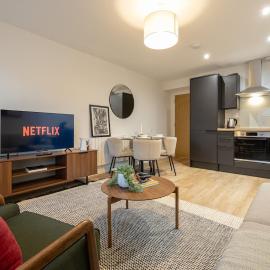 Urban Retreat - Stylish One-Bedroom Apartment
