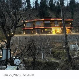 Mountain Shadow By Moon Knight Hospitality, hotel a Manāli