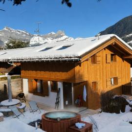 Chalet des Grémiloups, Jacuzzi and Mont-Blanc view