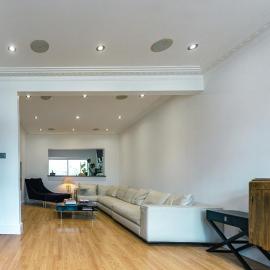Luxury 6 Bed House, 10-15 min drive to Wembley stadium free parking, hotell sihtkohas Kenton