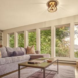 Tonquin Beach House - EV Charger, Wood Fireplace, Steps from beach, Tofino, khách sạn ở Tofino