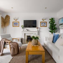 Poole Harbour-Poole Quay with 6 Beds, Free Parking