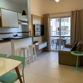 150m da Praia das Toninhas Com Varanda Gourmet, hotel in Ubatuba