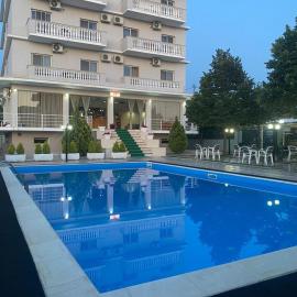 Relax Apartment & Hotel, hotell i Golem