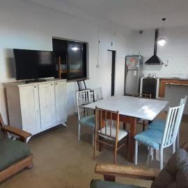 Casa totalmente Equipada con Patio amplio y Pileta, hotel u gradu Zarate