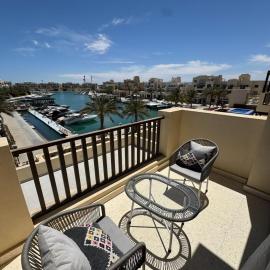 El Gouna Fanadir Marina 2-Bedroom Sleeps 4-6 Persons, hotel in El Gouna