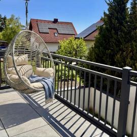 90 m2 Apartment with Balcony & Free Parking