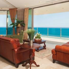 End Unit Penthouse at Esmeralda Private Jacuzzi, hotel di Puerto Peñasco