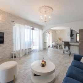Pet Friendly Apartment In Matulji