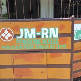 JM-RN Pensione Inn, hotel Padre Burgos városában