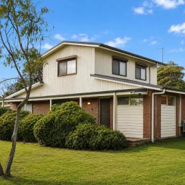 Sunshine Retreat by Ready Set Stay