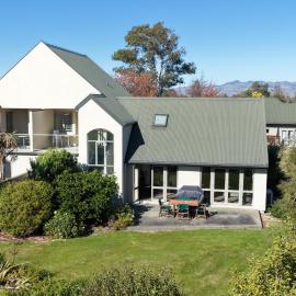 Vineyard View - Blenheim Holiday Home, hotel in Blenheim