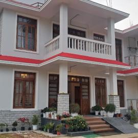 Red Cherry Homestay, Nokdara, ξενοδοχείο σε Lava