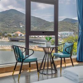 Vinh Hy Horizon, hotel v destinaci Vinh Hy