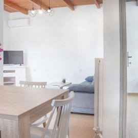 Maria's Apartments