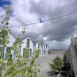 Naryn Barnhouses, hotel a Naryn