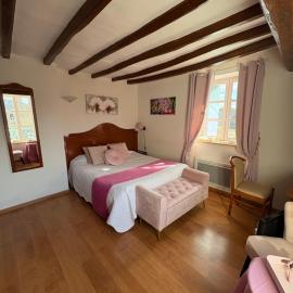 Auberge de Beaumont, hotel sa Beaumont-Pied-de-Boeuf