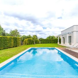 Casa Ribeiro - Algarve Stay with Pool near Airport