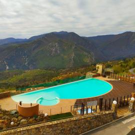 Piscina, Spa e Mare a Casa Torretta in collina: Magliolo'da bir otel