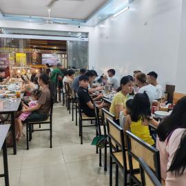 Tùng Linh Hotel, hotelli kohteessa Sầm Sơn