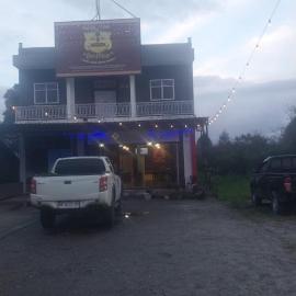 Penginapan Langit, hotel in Siborongborong