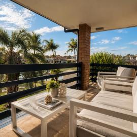 3BR Broadwater Paradise - Canal Views and Beaches