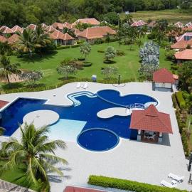 Garden Villa in Bali Residence Mae Phim with Kids Bunk Suite, hotell i Ban Bua Phut