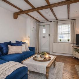 The Baker's Snug - Angmering Grade II Listed Cottage - 1 Bed Retreat, Dog friendly, Hotel in Angmering