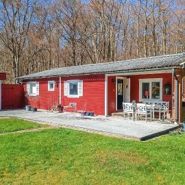 Cozy Home In Sölvesborg With Wifi