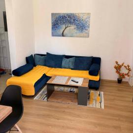 Blue Center Apartment、Delčevoのホテル