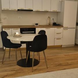 Scandinavian Studio Bucharest, hotel em Dudu