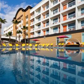 DoubleTree by Hilton Galveston Beach