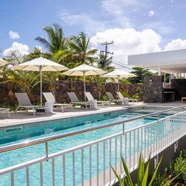AKWA luxury apartments, hotel in Pointe d'Esny